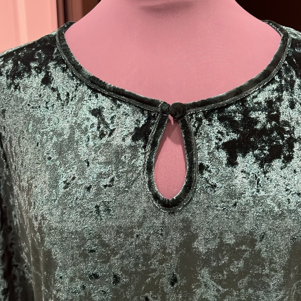 Ladies long sleeve top - Picture 2 of 7